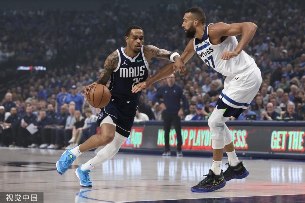 他仍坚持日 他仍坚持日