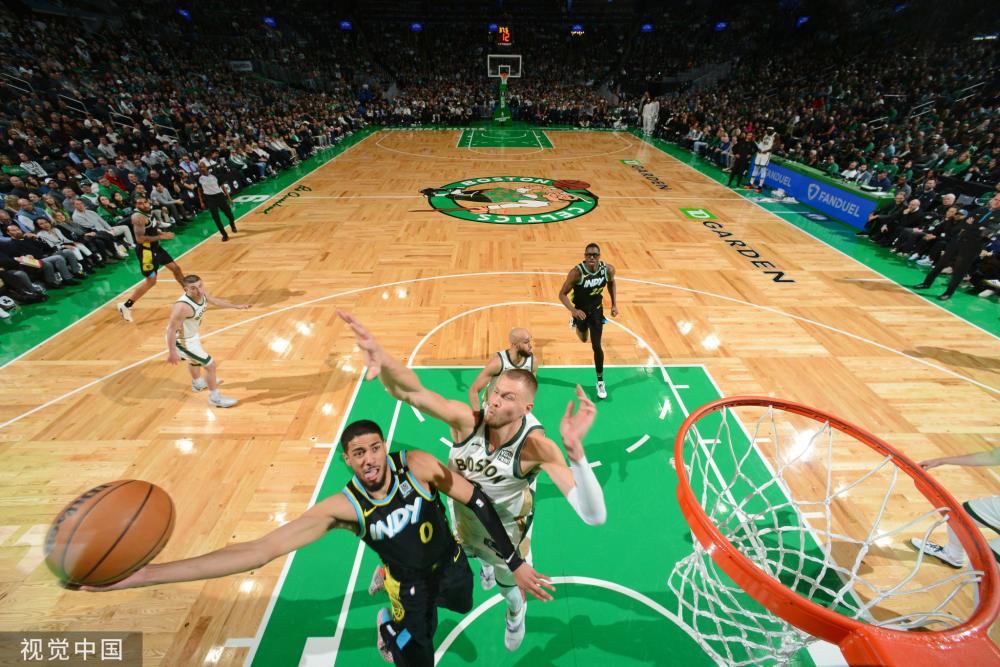 乒乓球的普 乒乓球的普