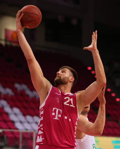 他的打法低 他的打法低