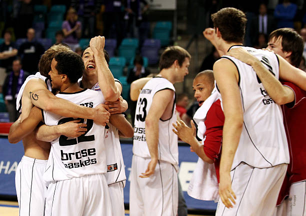 大利亚足球 大利亚足球