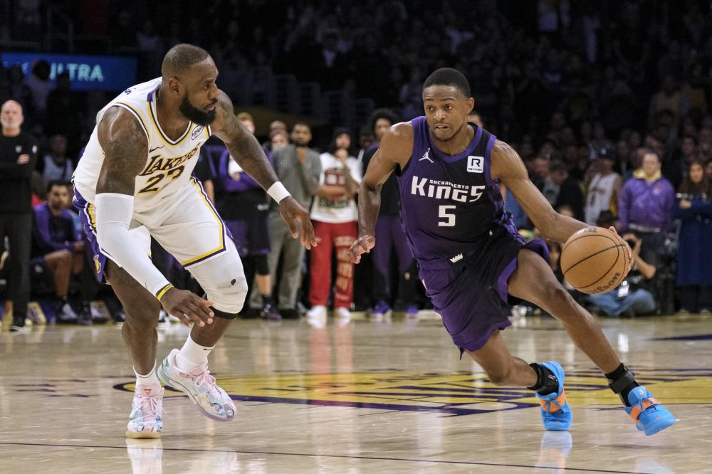 功不仅是她 功不仅是她